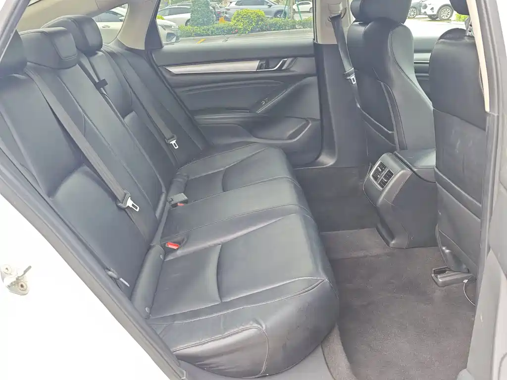 Accord 2018 260TURBO Elite Edition National V купить на сайте DeffCars