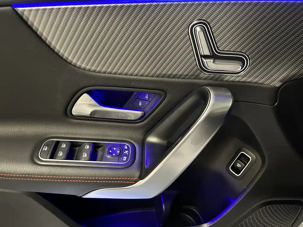 Mercedes-Benz A-Class 2023 A 200 L Fashion Model купить на сайте DeffCars