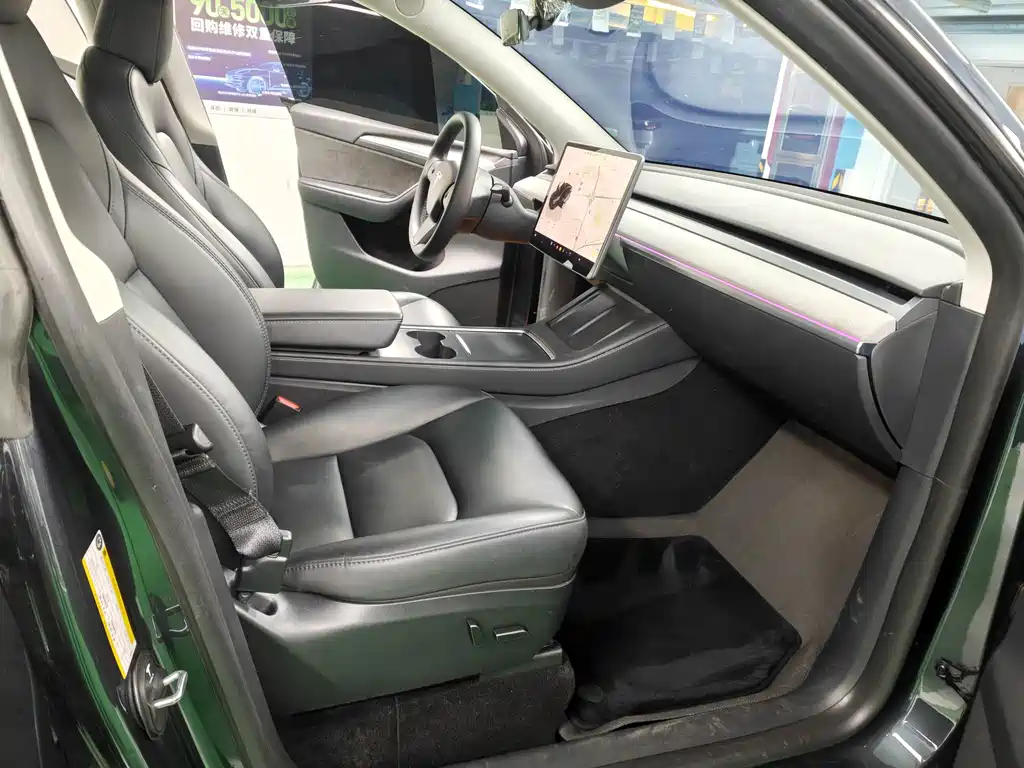 Model Y 2024 rear-wheel drive version купить на сайте DeffCars