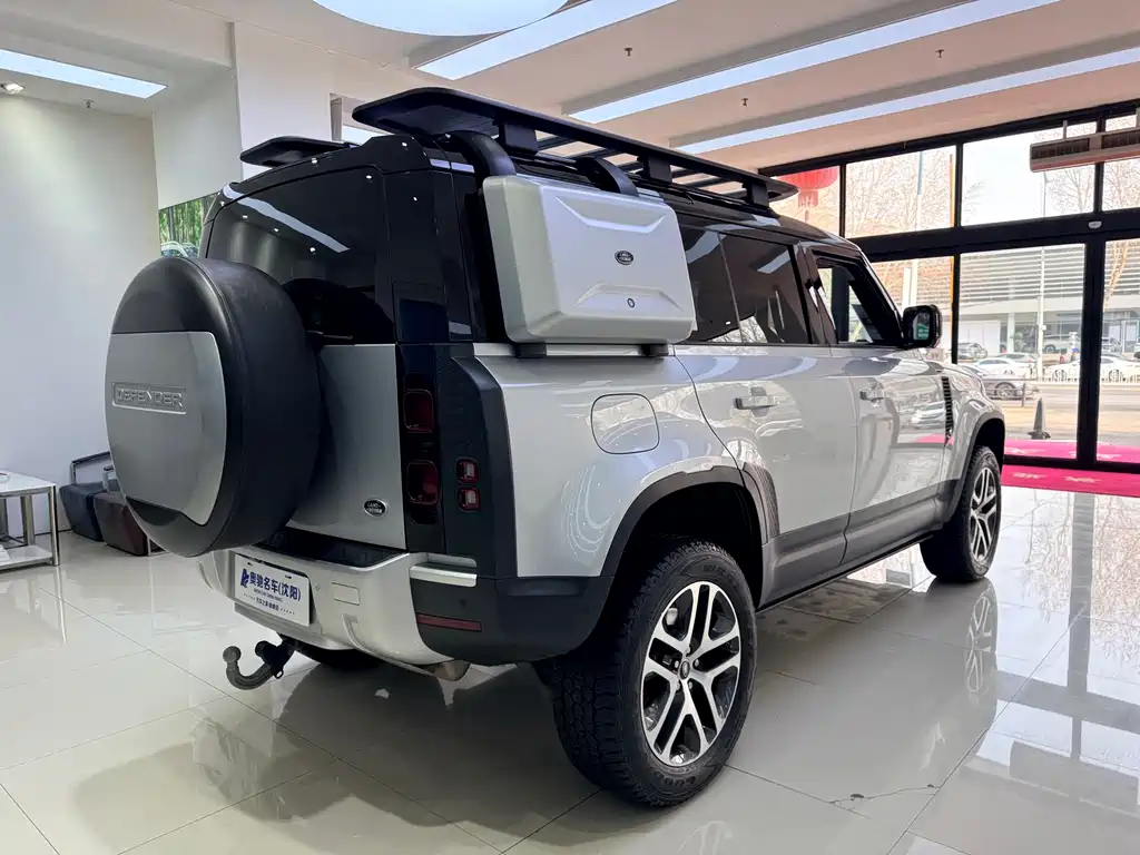 Land Rover Defender 2021 110 P400 Dark Special Edition купить на сайте DeffCars