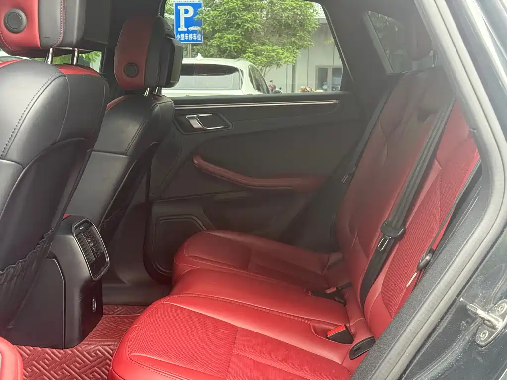 Macan 2021 Macan 2.0T купить на сайте DeffCars