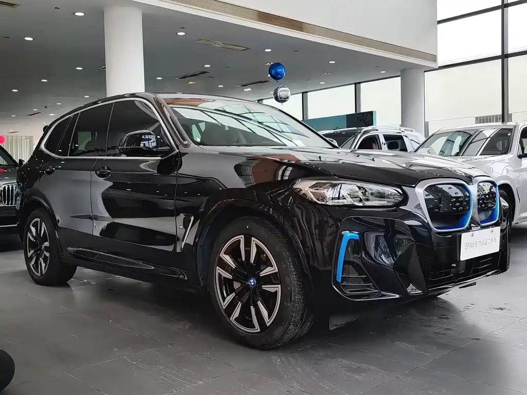 BMW iX3 2022 leading model купить на сайте DeffCars