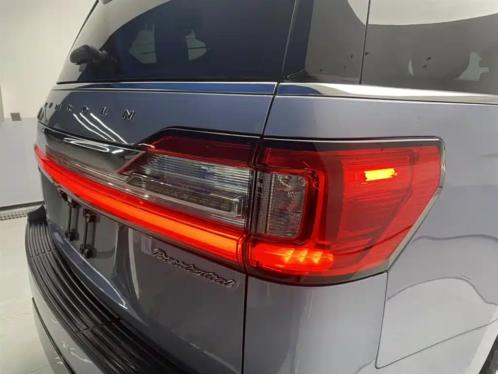 Navigator 2020 3.5T President Series купить на сайте DeffCars