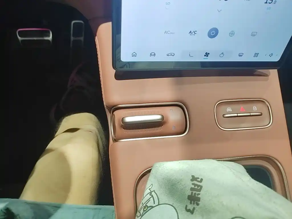 NIO EC7 2023 model 75kWh купить на сайте DeffCars
