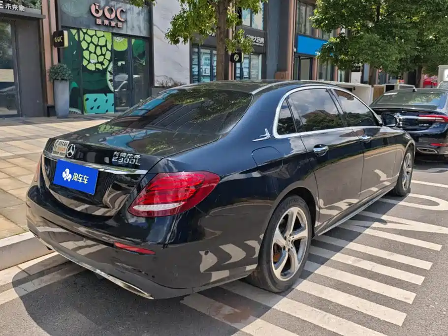 奔驰E级 2018款 改款 E 300 L 时尚型 купить на сайте DeffCars