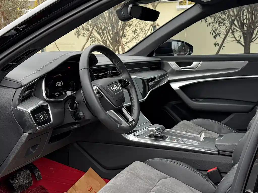 Audi A6L 2024 45 TFSI Premium Dynamic Model купить на сайте DeffCars