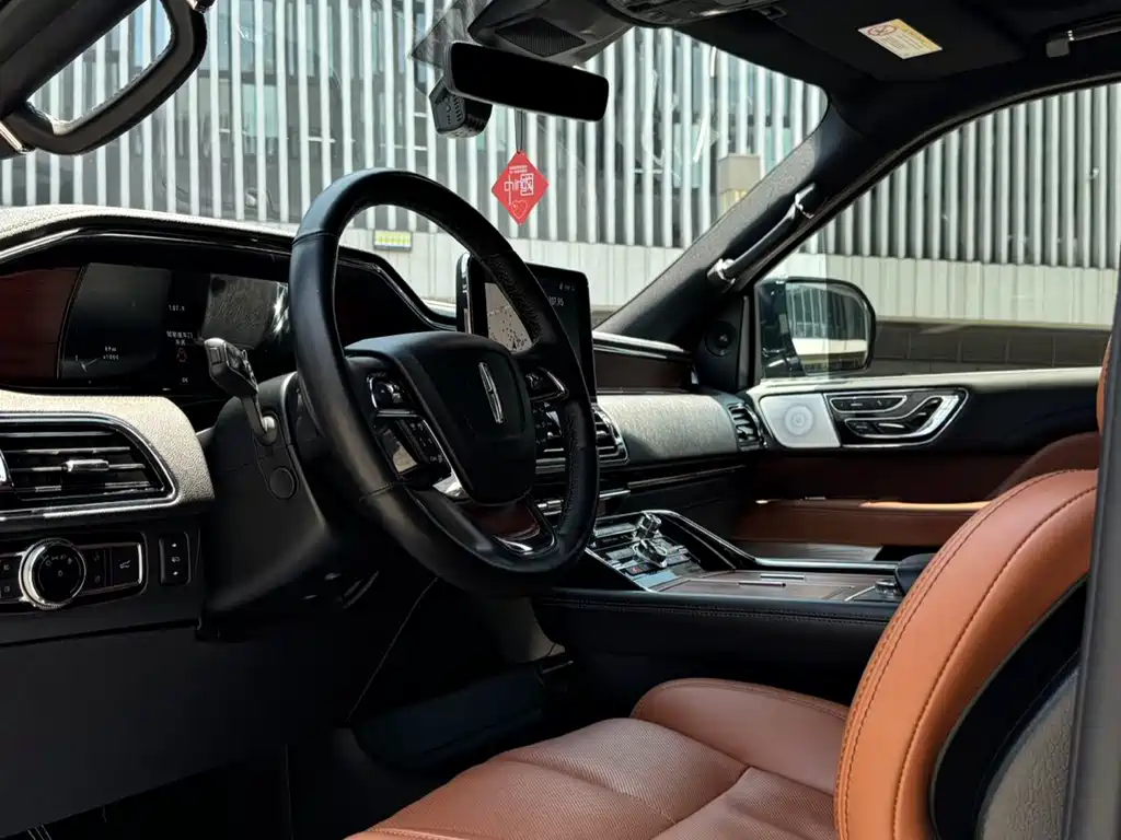 Navigator 2019 3.5T Honor Edition National VI купить на сайте DeffCars