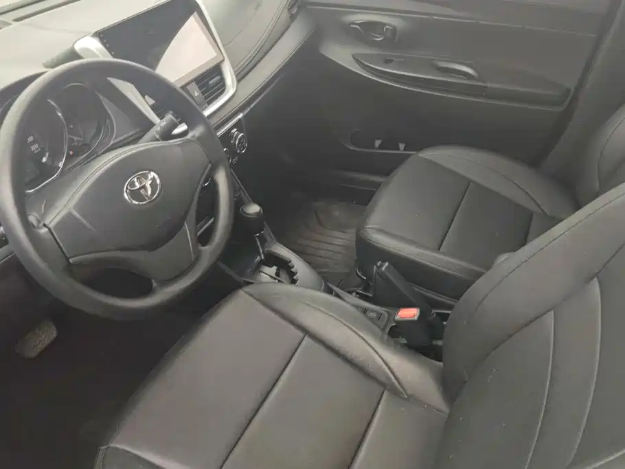 YARiS L 2020 1.5L CVT leading version купить на сайте DeffCars