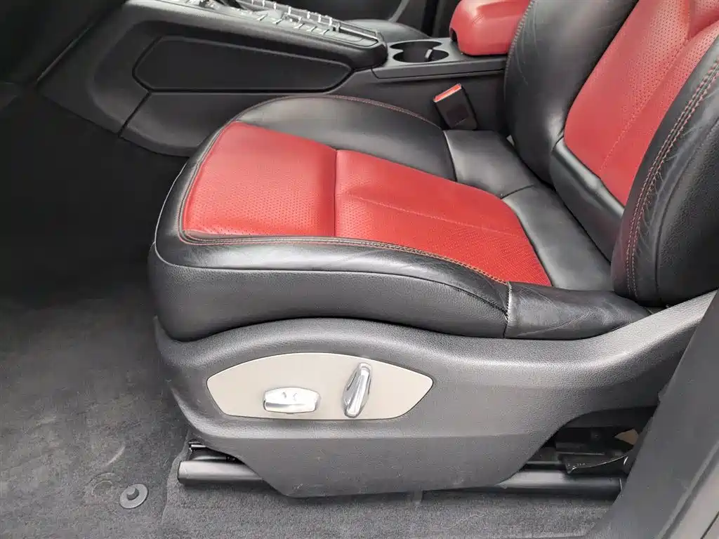 Macan 2017 Macan 2.0T купить на сайте DeffCars