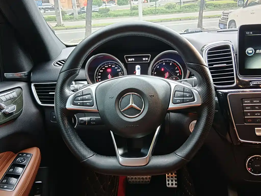 Mercedes-Benz GLE AMG 2017 AMG GLE 43 4MATIC купить на сайте DeffCars