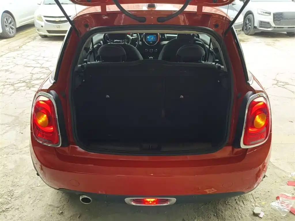 MINI 2018 1.5T ONE PLUS купить на сайте DeffCars