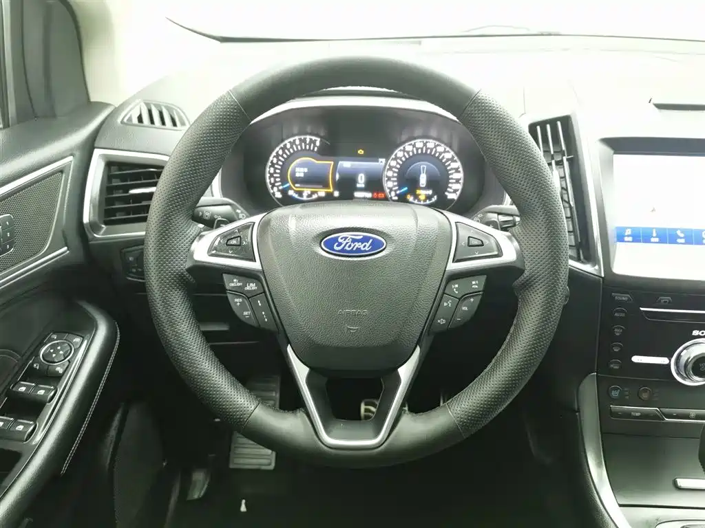 Ruijie 2018 EcoBoost 245 four-wheel drive Zunrui Plus 7 seats, National VI купить на сайте DeffCars