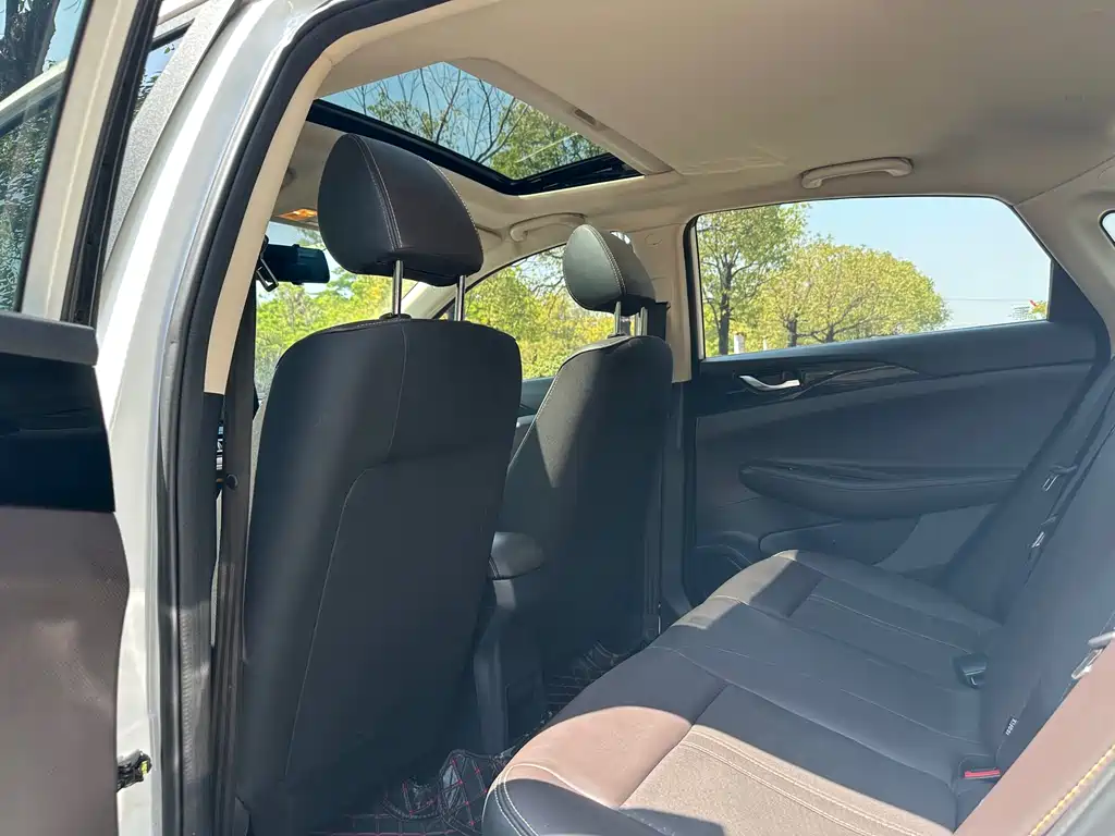 Eado DT 2021 1.6L automatic luxury model купить на сайте DeffCars
