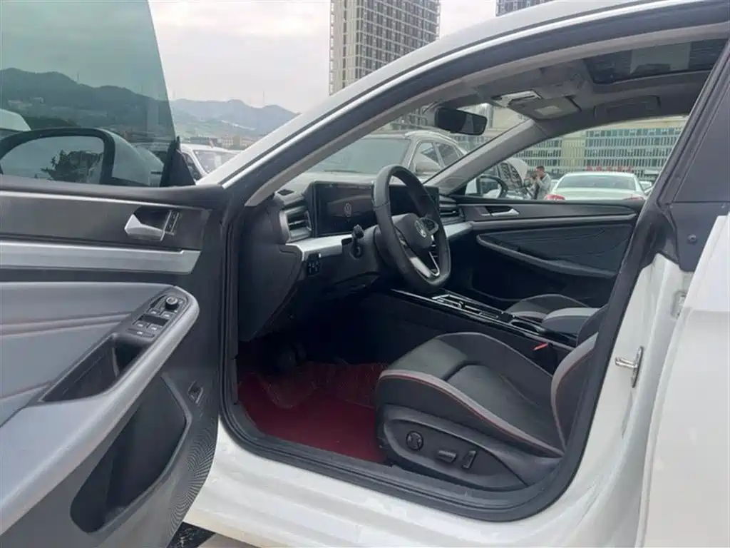 Lingdu 2024 Lingdu L 280TSI DSG Hot Edition купить на сайте DeffCars