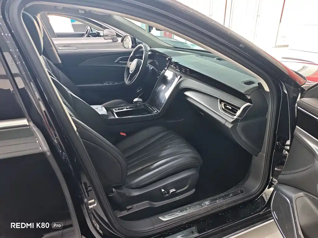 Hongqi H5 2024 2.0T Automatic Zhilianqichang Edition купить на сайте DeffCars
