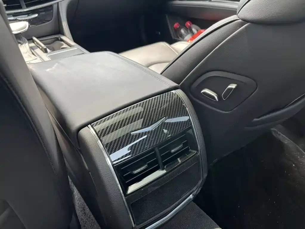 Cadillac CT6 2017 40T luxury model купить на сайте DeffCars