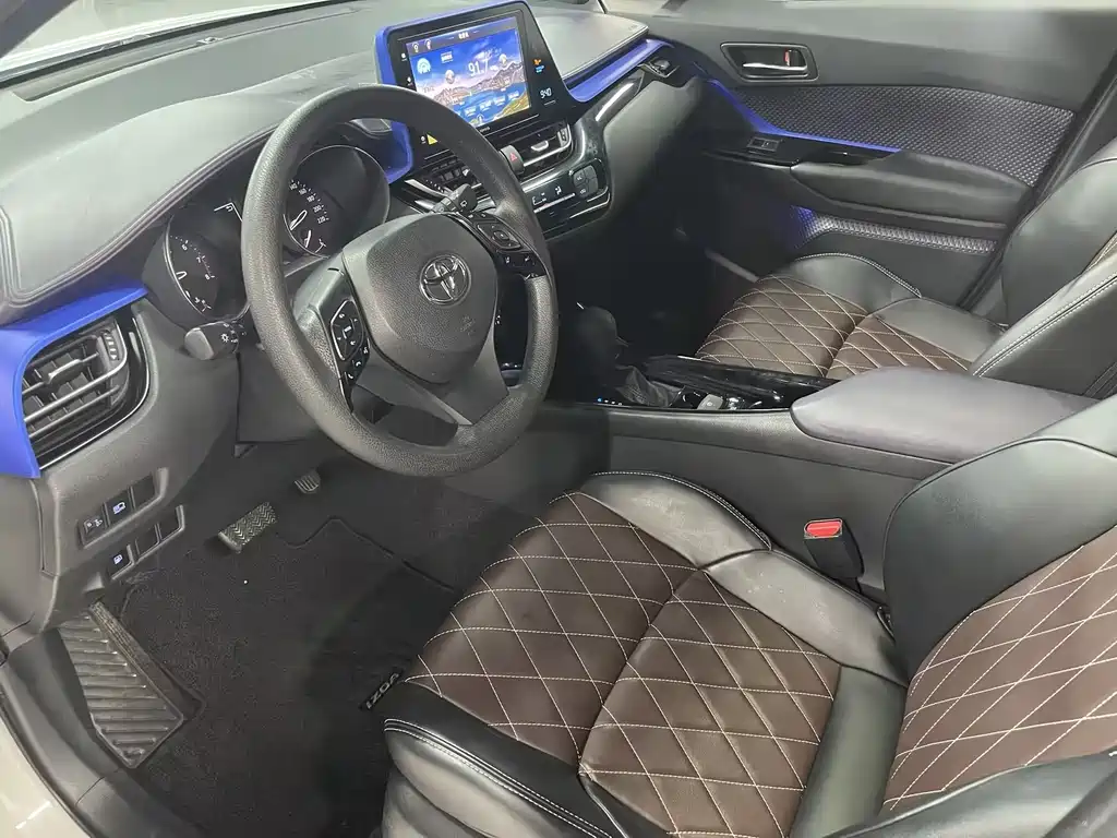 Yize IZOA 2021 2.0L Yixiang Edition купить на сайте DeffCars