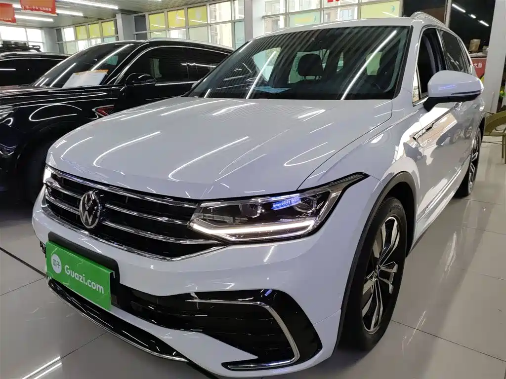 Tiguan L 2024 330TSI automatic two-wheel drive R-Line version купить на сайте DeffCars