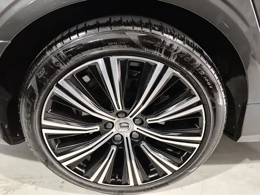 Volvo S90 2023 B5 Zhiyuan Luxury Edition купить на сайте DeffCars