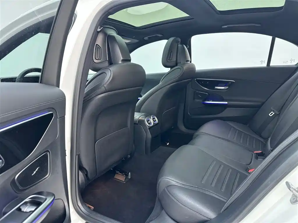 Mercedes-Benz C-Class 2024 C 260 L Sports Edition купить на сайте DeffCars