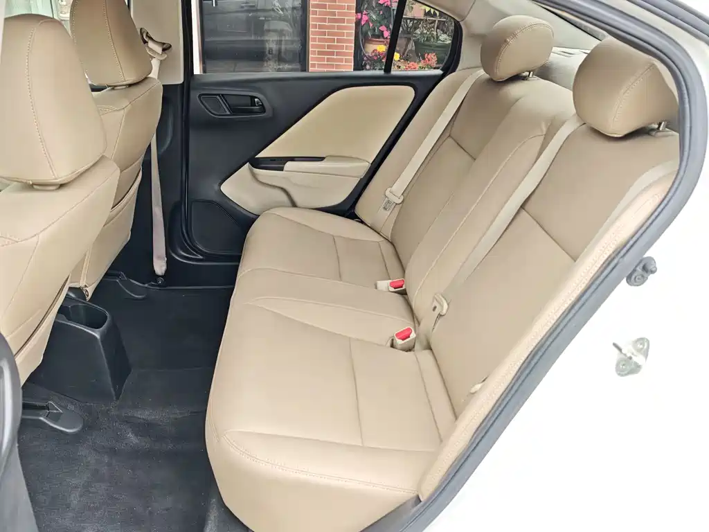 Fengfan 2019 1.5L CVT Comfort Edition купить на сайте DeffCars