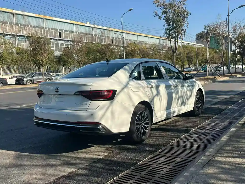 Sagitar 2025 200TSI DSG Flyover Edition купить на сайте DeffCars