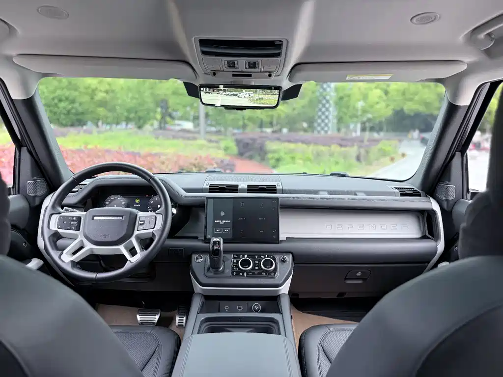 Land Rover Defender 2024 110 3.0T P400 XS купить на сайте DeffCars