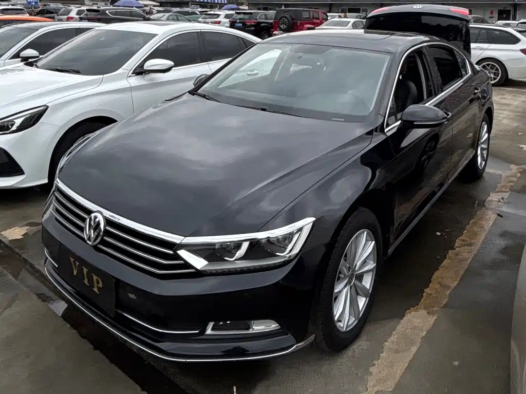 Magotan 2019 330TSI DSG leading model National V купить на сайте DeffCars