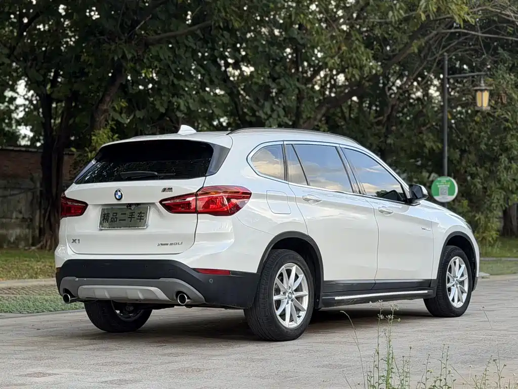 BMW X1 2018 sDrive18Li Fashion Model купить на сайте DeffCars