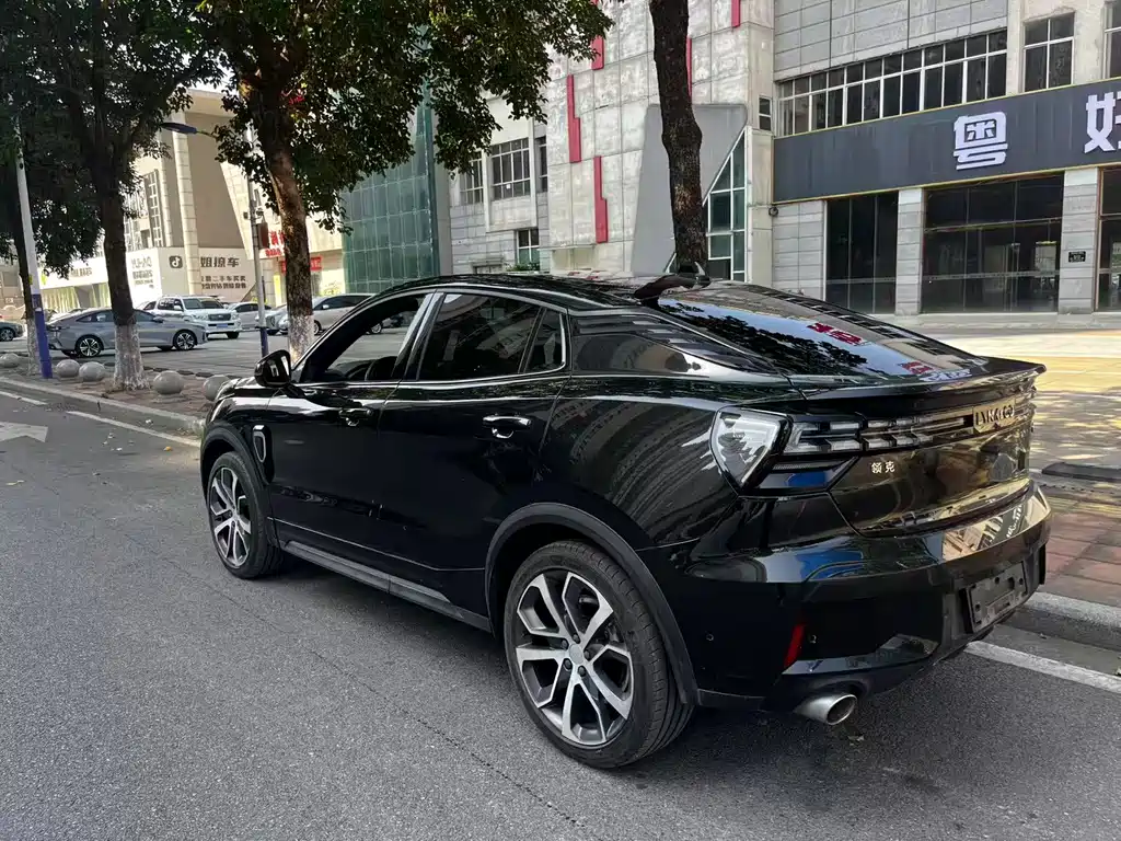 Lynk & Co 05 2020 2.0TD AWD Plus купить на сайте DeffCars