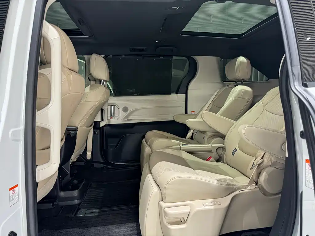 Grevia 2023 2.5L Hybrid Monarch VIP Edition купить на сайте DeffCars