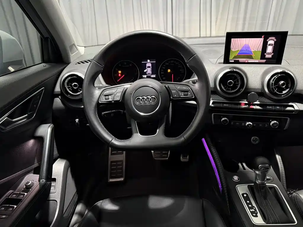 Audi Q2L 2022 35 TFSI fashionable and dynamic купить на сайте DeffCars