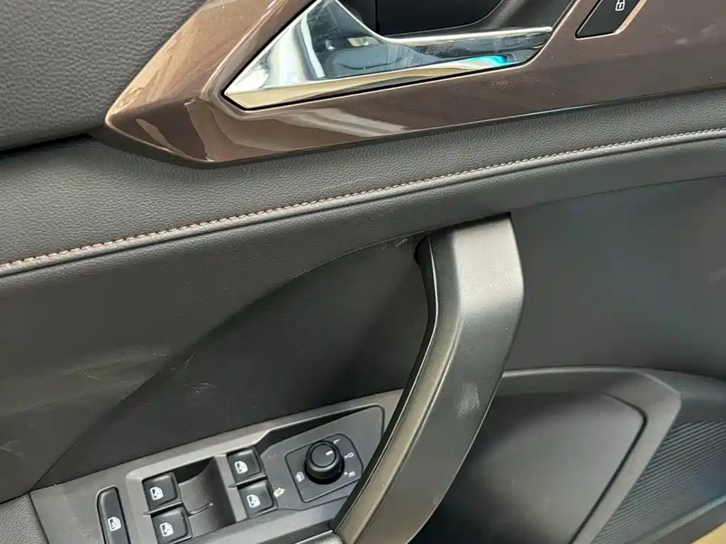 Tuyue 2022 280TSI two-wheel drive luxury version купить на сайте DeffCars