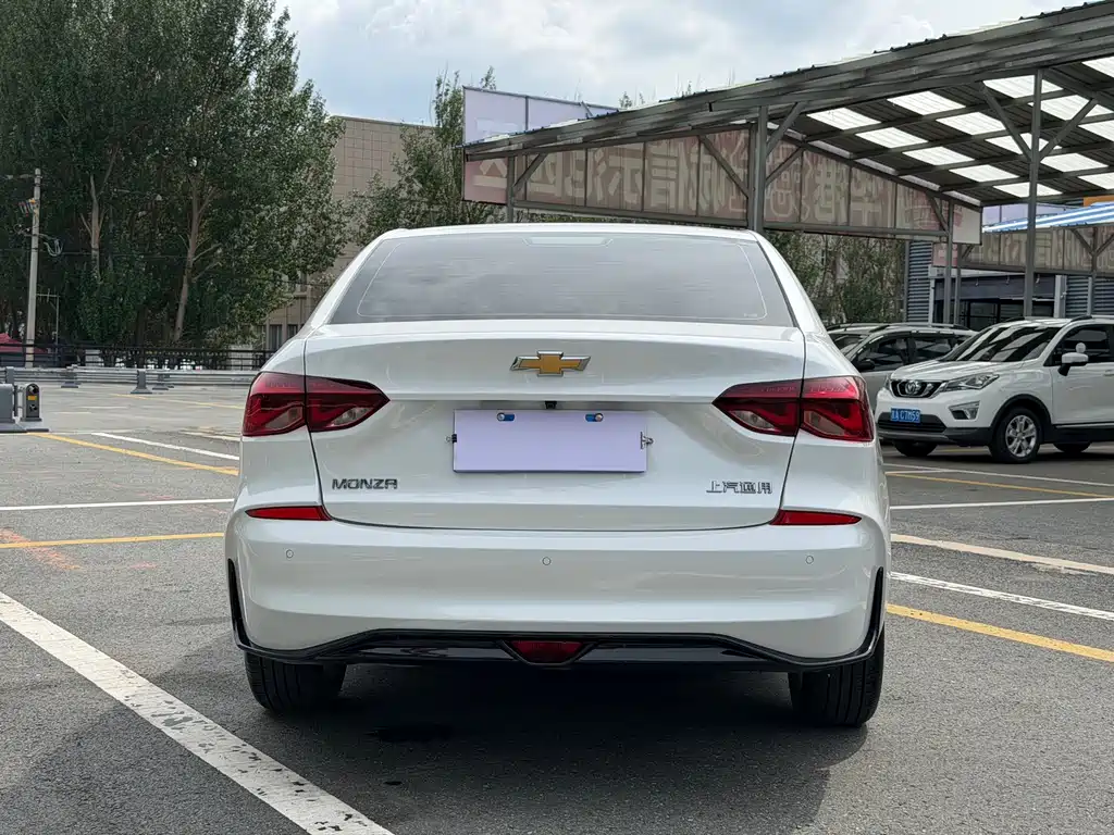 Cruze 2023 1.5L dual-clutch enjoyment version купить на сайте DeffCars