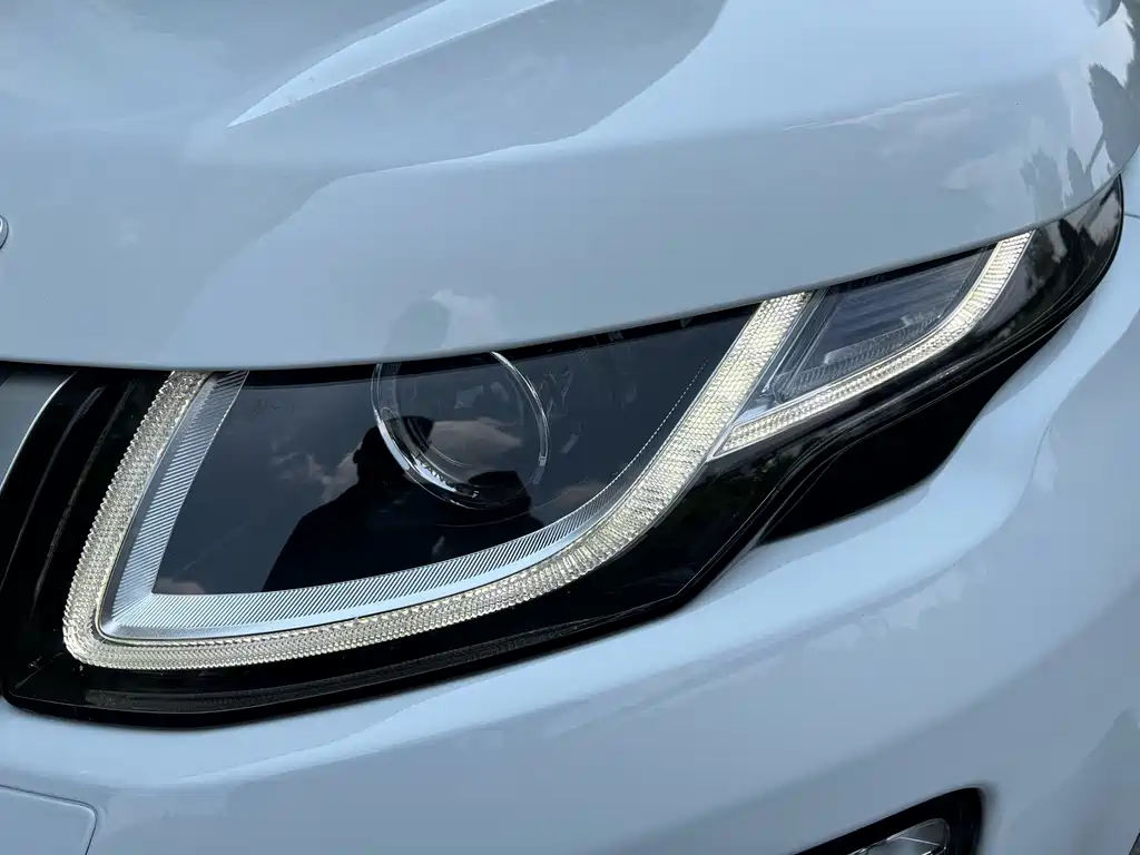 Range Rover Evoque 2018 240PS SE Zhiyao Edition купить на сайте DeffCars