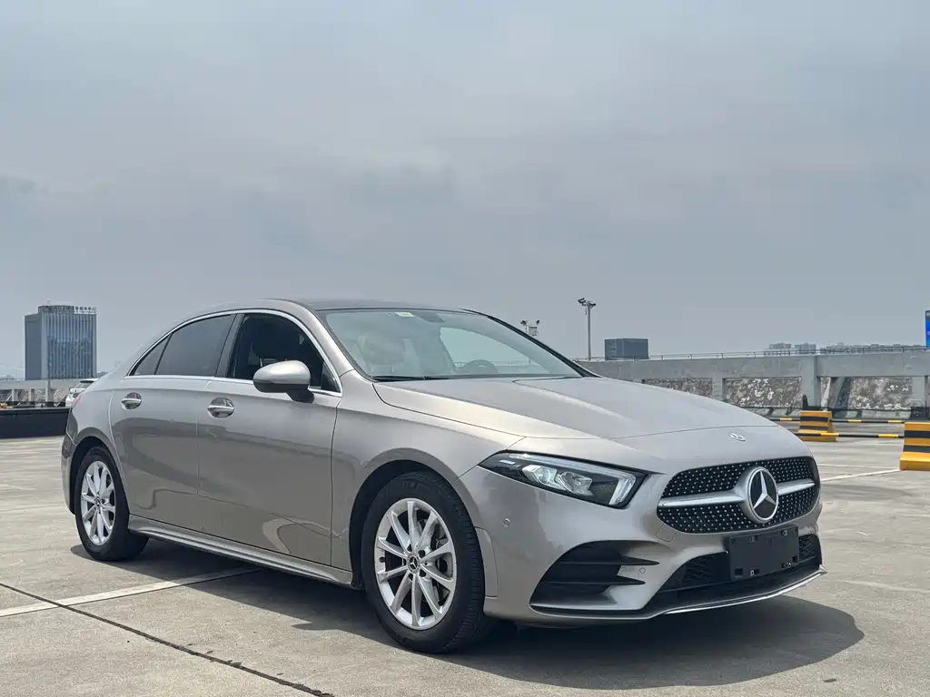 Mercedes-Benz A-Class 2021 A 200 L Sports Sedan Dynamic Type купить на сайте DeffCars