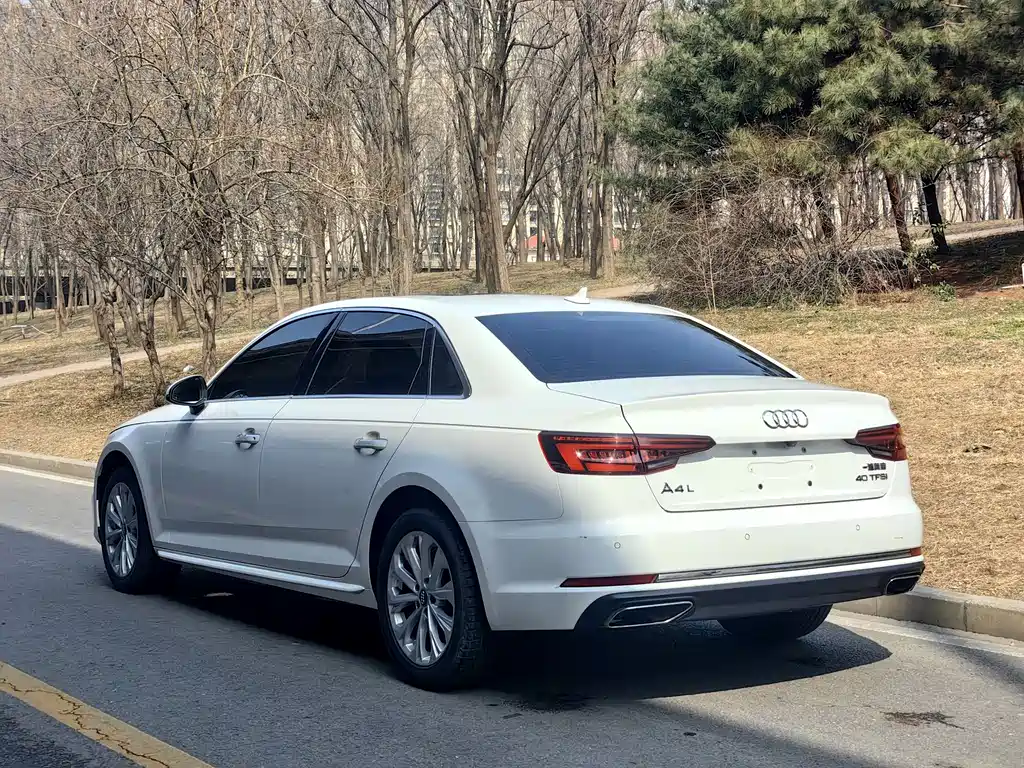 Audi A4L 2019 40 TFSI Enterprising National VI купить на сайте DeffCars
