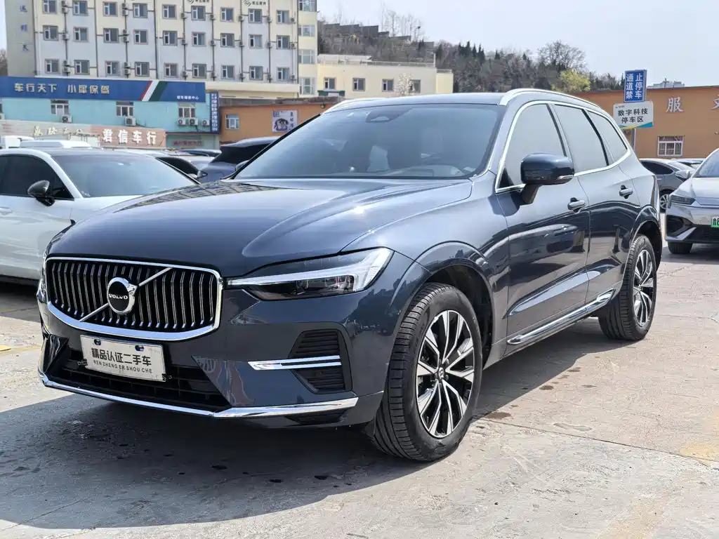 Volvo XC60 2023 B5 four-wheel drive Zhiyuan Deluxe Edition купить на сайте DeffCars