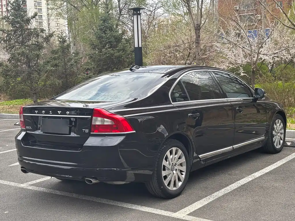 Volvo S80L 2012 2.0T T5 Zhizun Edition купить на сайте DeffCars