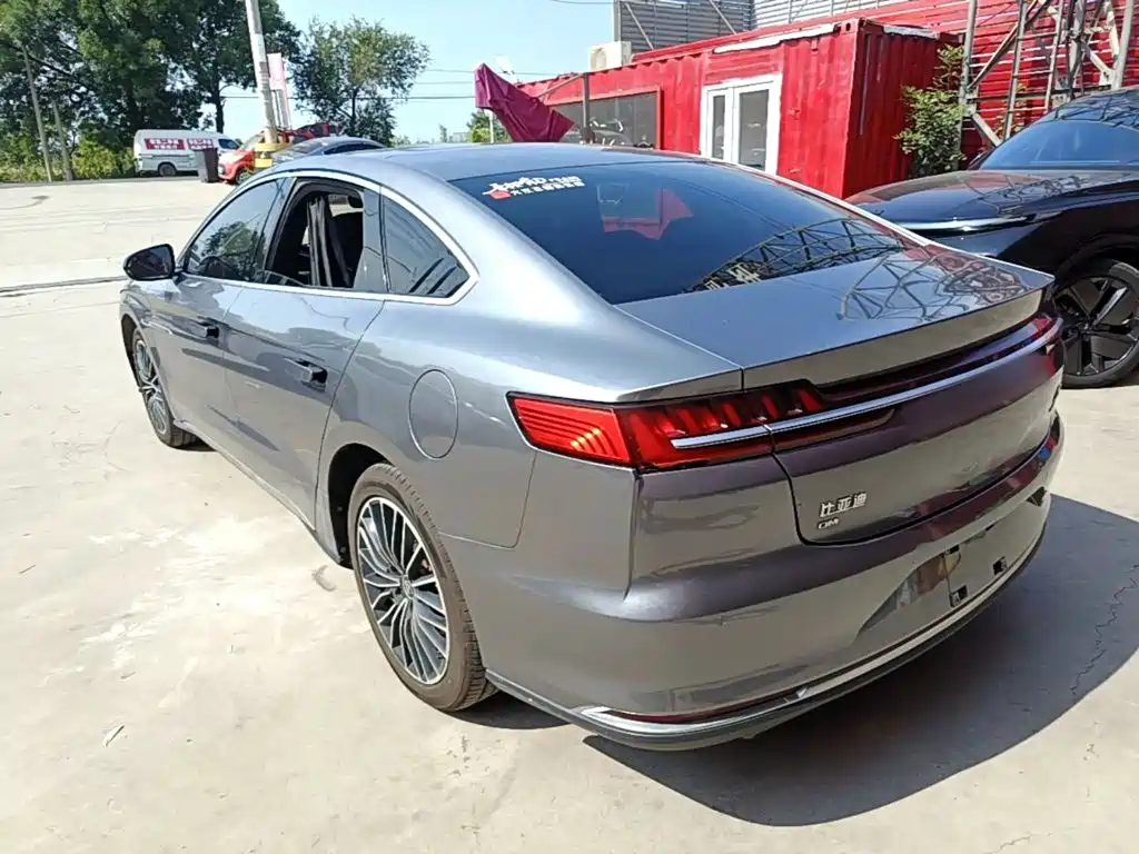 Han 2020 DM four-wheel drive performance version premium model купить на сайте DeffCars