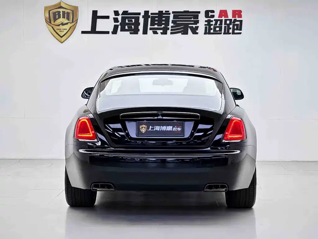 Phantom 2018 6.6T Black Badge купить на сайте DeffCars