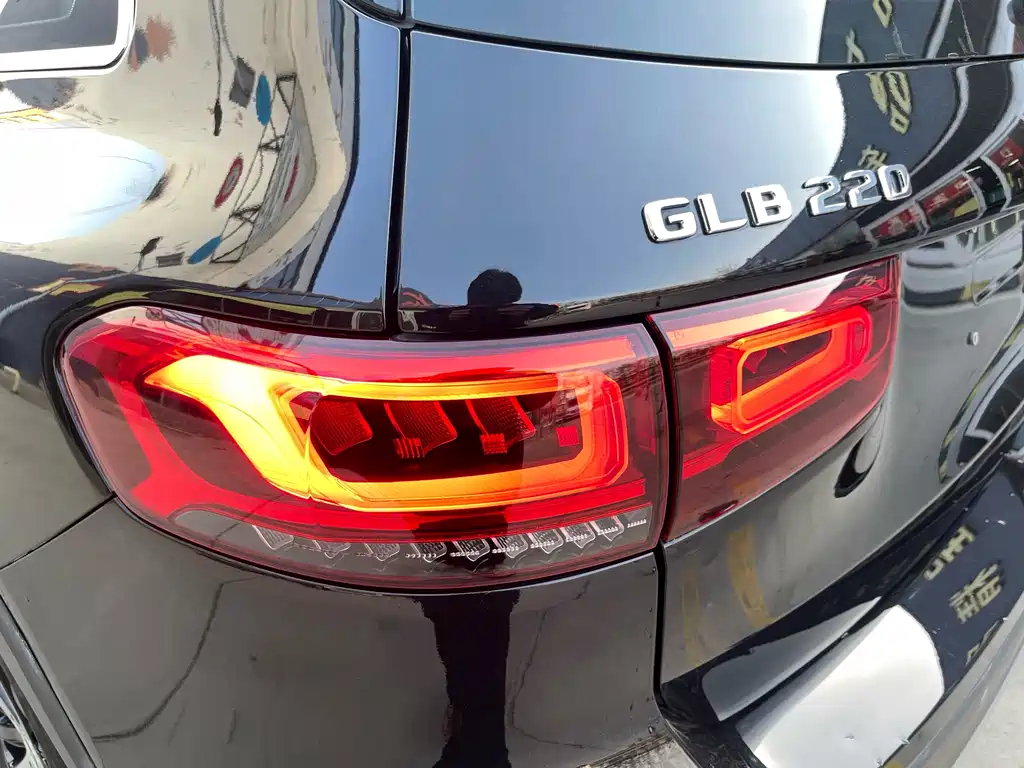 Mercedes-Benz GLB 2023 GLB 220 Fashion Model купить на сайте DeffCars