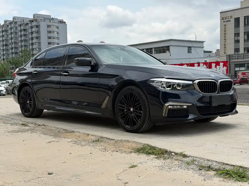 BMW 5 Series 2018 Modified 530Li xDrive M Sport Kit купить на сайте DeffCars