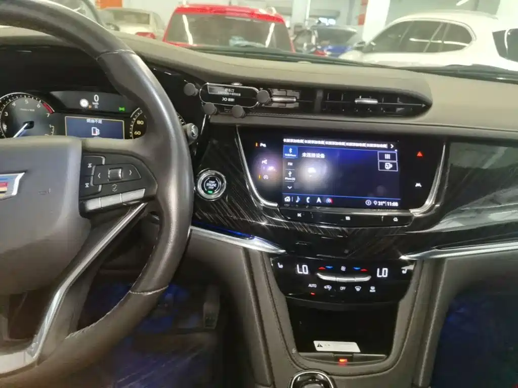 Cadillac XT6 2020 facelift 28T six-seat luxury model купить на сайте DeffCars