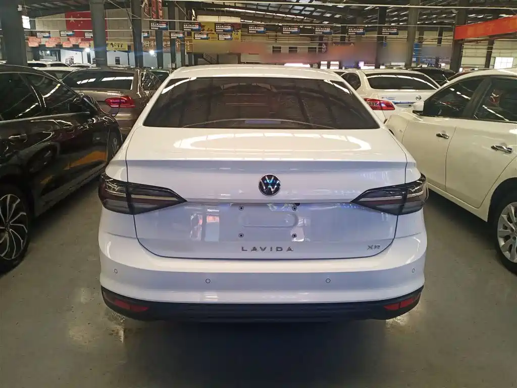 Lavida 2025 Xinrui 1.5L Outstanding Xinyi Edition купить на сайте DeffCars