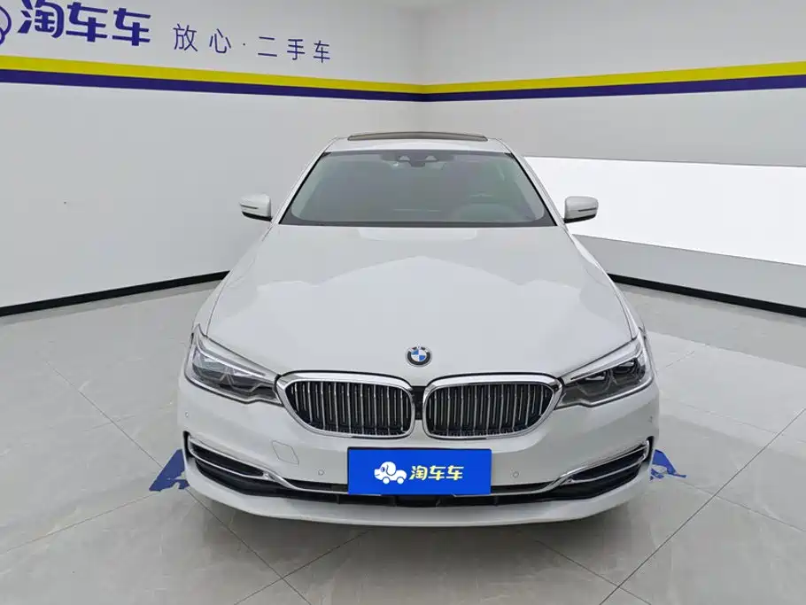 BMW 5 Series 2019 530Li Exclusive Luxury Package купить на сайте DeffCars