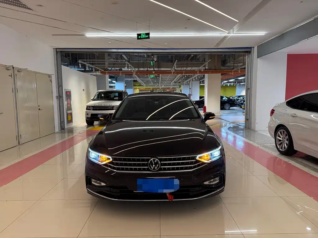 Magotan 2024 model 2 million public model 330TSI DSG luxury model купить на сайте DeffCars
