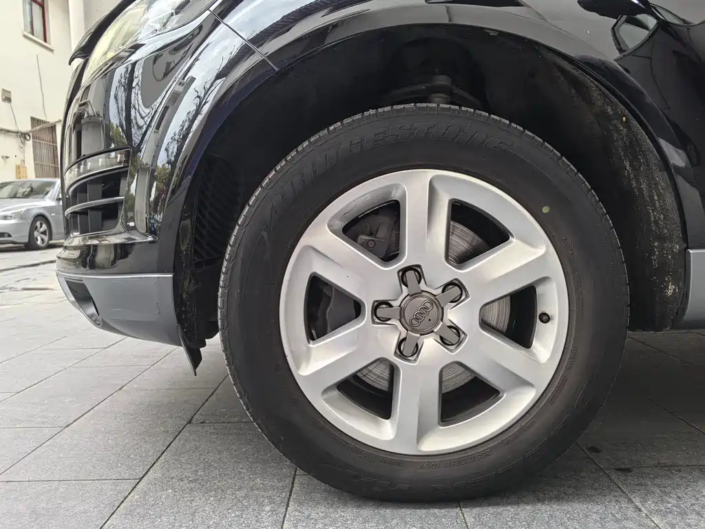 Audi Q7 2011 3.0 TFSI technology 245kW купить на сайте DeffCars