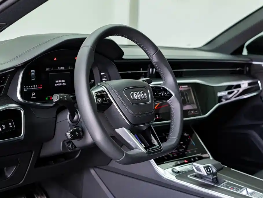 Audi A6L 2026 55 TFSI quattro exclusive dynamic model купить на сайте DeffCars