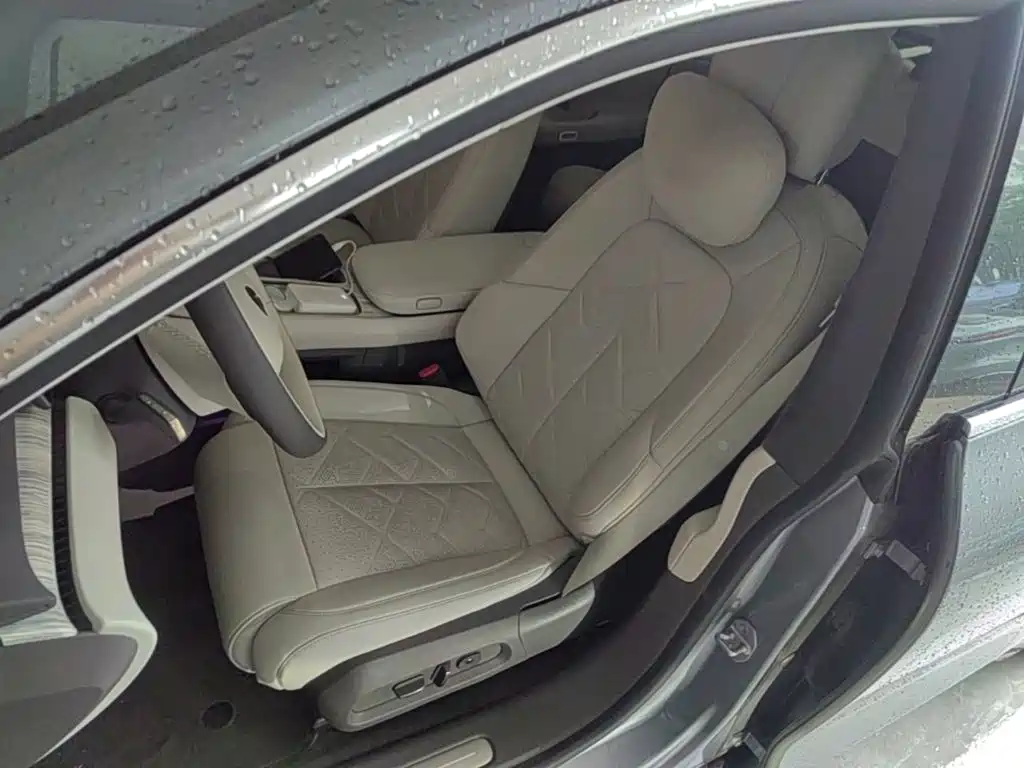NIO ET7 2024 75kWh Executive Signature Edition купить на сайте DeffCars